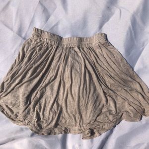 brandy melville flowy skirt! 🤍🪐